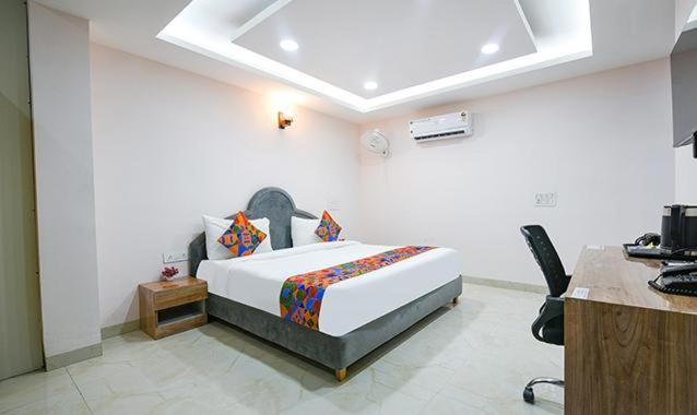 Hotel Immense Residency Faridabad Zewnętrze zdjęcie