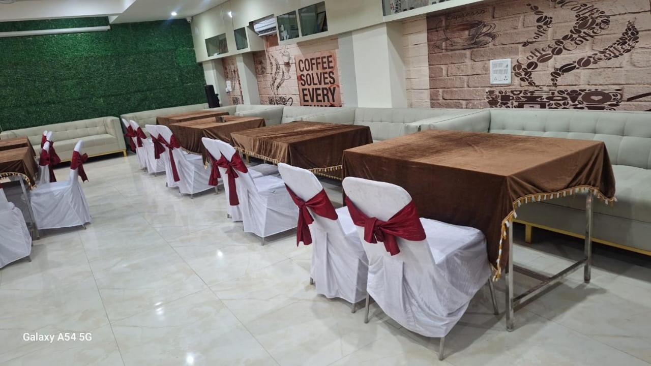Hotel Immense Residency Faridabad Zewnętrze zdjęcie